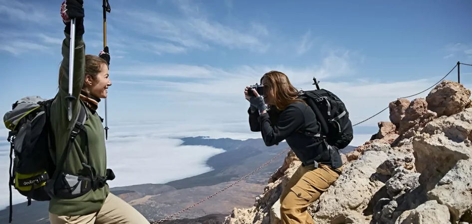 Couple taking pictures in the Teide Peak